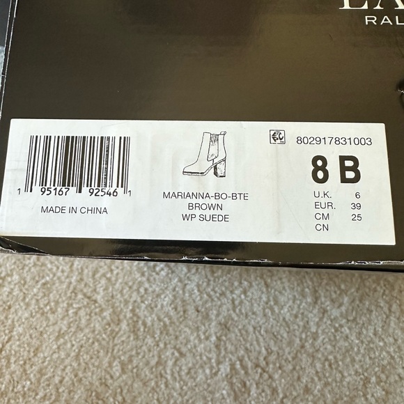 Beautiful LAUREN Ralph Lauren Marianna Boot with Water Resistant Suede SZ 8 - Picture 6 of 10